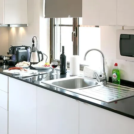 아파트 Cardal Terrace 30486al & Cardal 49618al 리스본