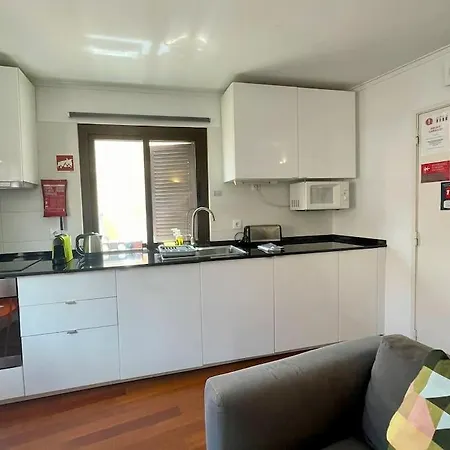 Cardal Terrace 30486al & Cardal 49618al * Lissabon