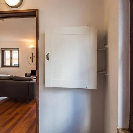 Cardal Terrace 30486al & Cardal 49618al Lisboa